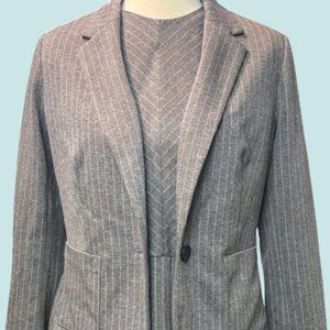 Gray Pinstripe Banana Republic Dress Blazer suit size 6 and 8